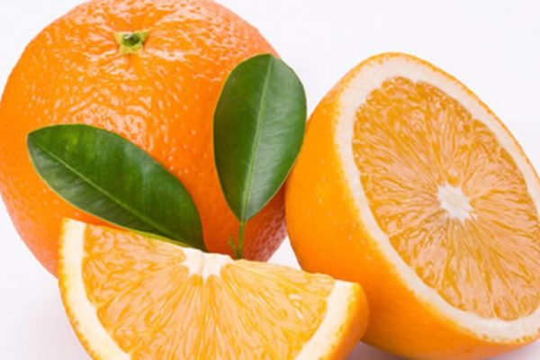 Ăn cam sẽ giảm nguy cơ thoái hóa điểm vàng