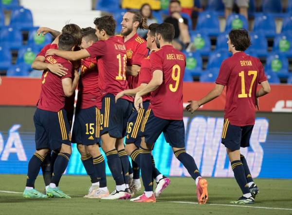 Covid-19 "càn quét" ĐT Tây Ban Nha và Thụy Điển trước thềm EURO 2021