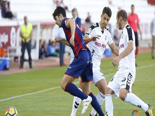 Soi kèo Huesca vs Albacete 10/1