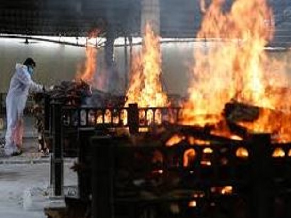 An táng bằng lửa ở Ấn Độ là 1 trong các hình thức an táng trên thế giới