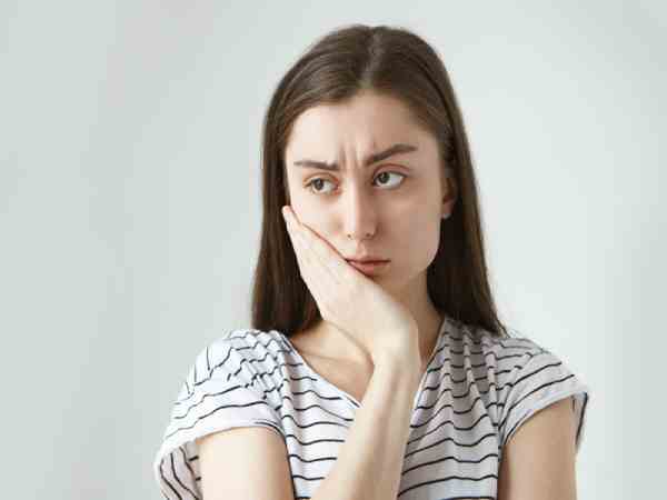 Răng khôn và những tình huống buộc phải nhổ