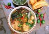 Bánh đa cua được xem là biểu tượng ẩm thực Hải Phòng