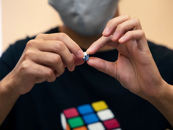 Lời khuyên khi chọn mua Rubik rẻ: Làm sao để "mua khôn - dùng lâu"?