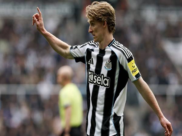 Bóng đá Anh: Anthony Gordon lên kế hoạch chia tay Newcastle